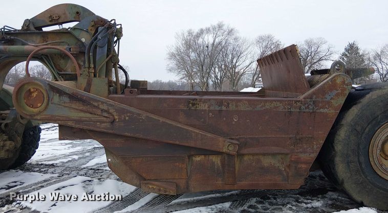 image for item FK0735 1985 Caterpillar 621B conventional scraper 