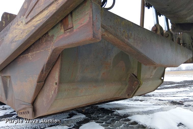 image for item FK0735 1985 Caterpillar 621B conventional scraper 