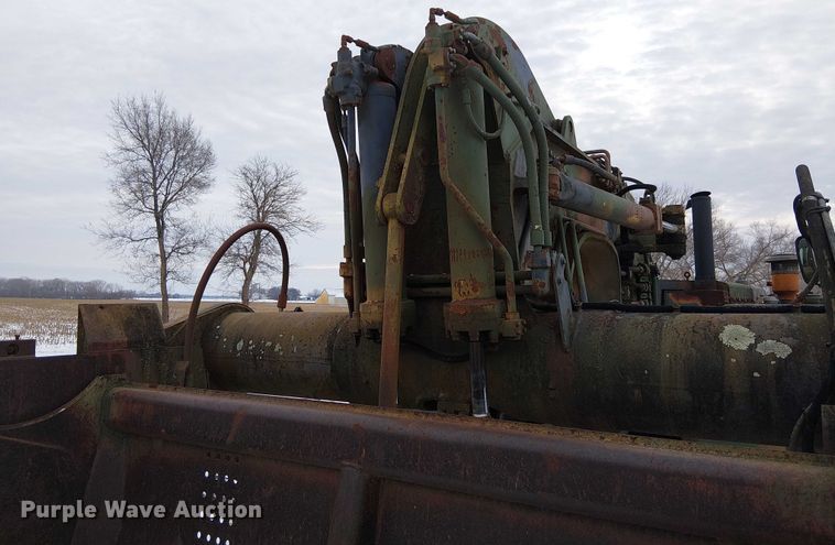 image for item FK0735 1985 Caterpillar 621B conventional scraper 