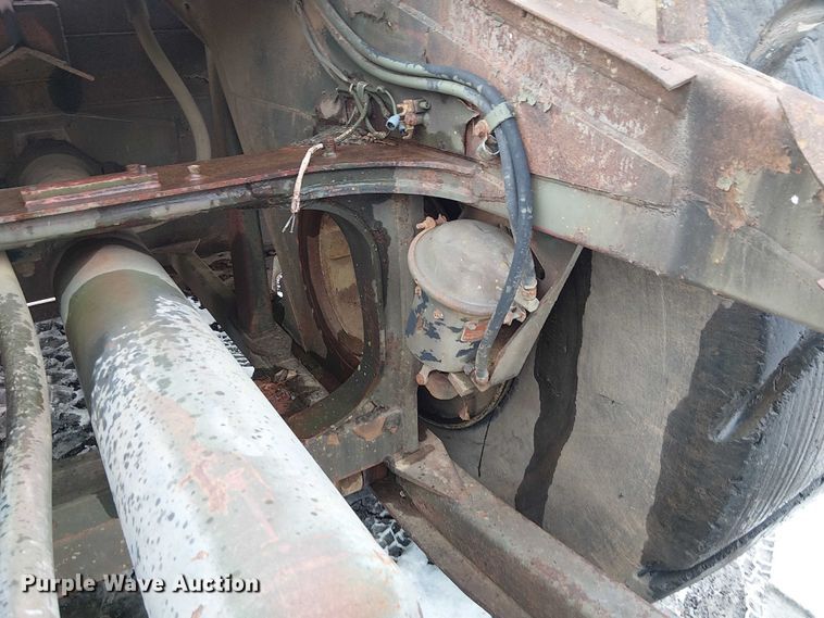 image for item FK0735 1985 Caterpillar 621B conventional scraper 