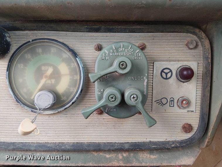 image for item FK0735 1985 Caterpillar 621B conventional scraper 