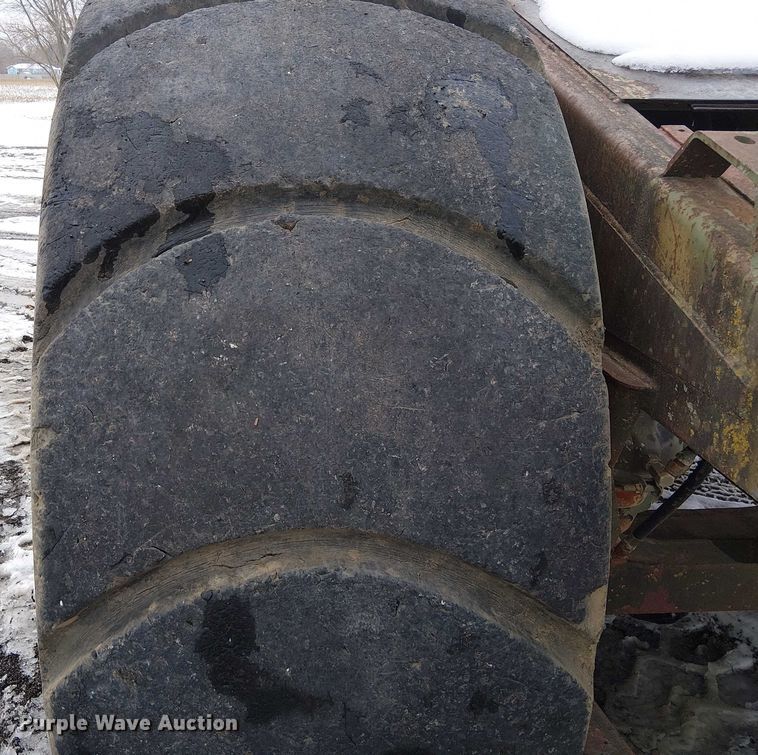 image for item FK0735 1985 Caterpillar 621B conventional scraper 