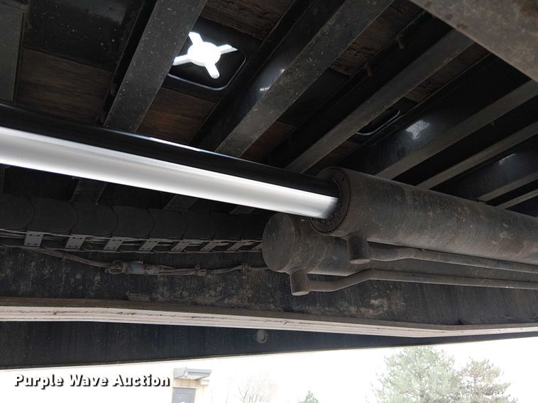 image for item FK0736 2019 Landoll 440B drop tilt deck equipment trailer