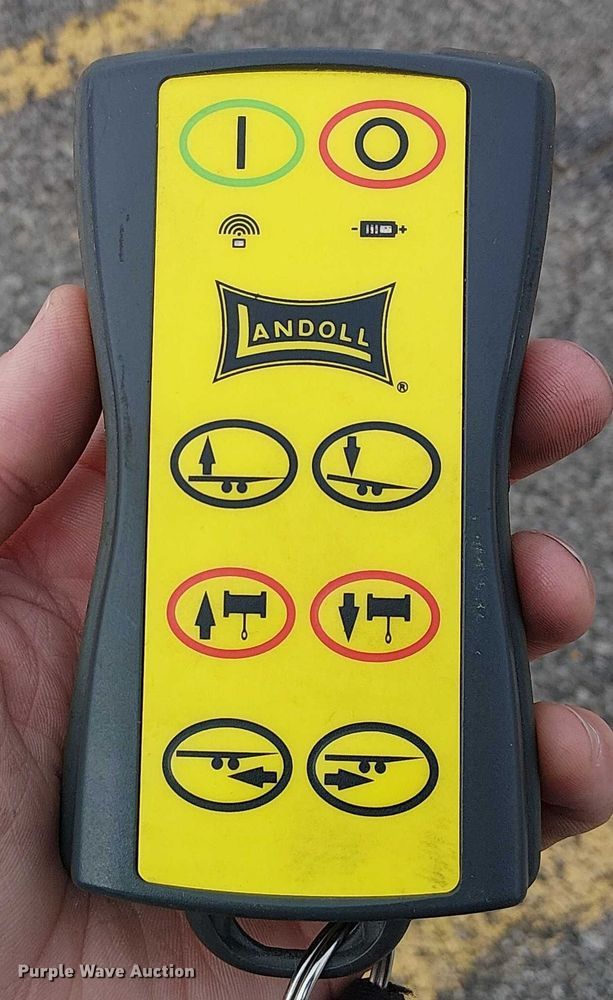 image for item FK0736 2019 Landoll 440B drop tilt deck equipment trailer