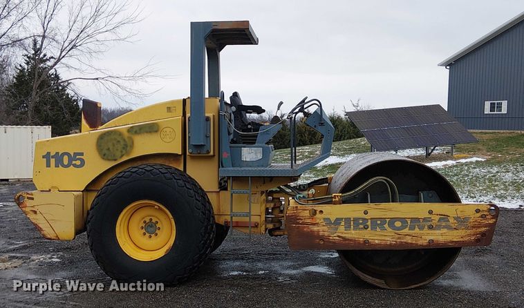 image for item FK0742 Vibromax 1105D  single drum vibratory roller