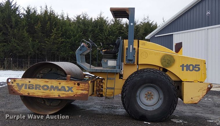 image for item FK0742 Vibromax 1105D  single drum vibratory roller