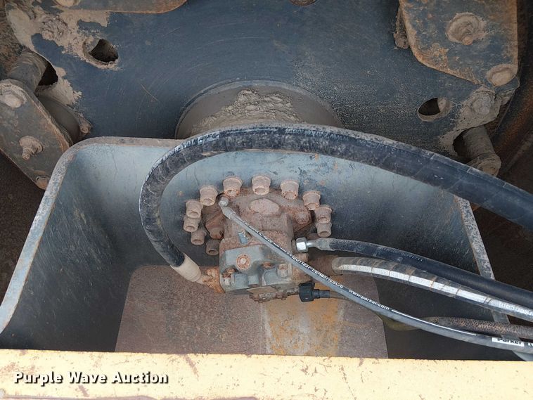 image for item FK0742 Vibromax 1105D  single drum vibratory roller