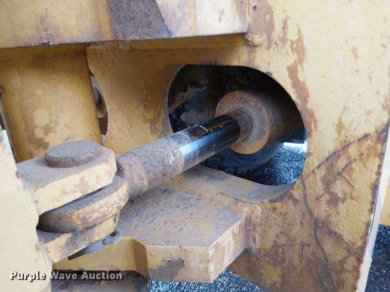 image for item FK0742 Vibromax 1105D  single drum vibratory roller