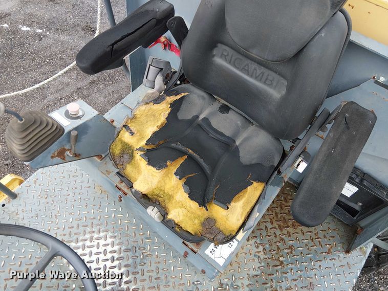 image for item FK0742 Vibromax 1105D  single drum vibratory roller