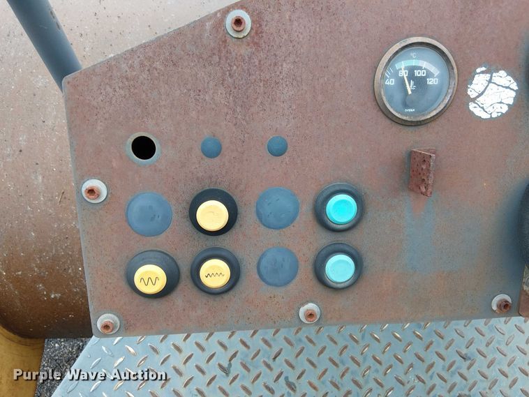 image for item FK0742 Vibromax 1105D  single drum vibratory roller