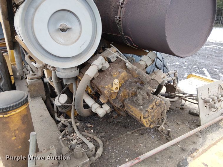 image for item FK0742 Vibromax 1105D  single drum vibratory roller