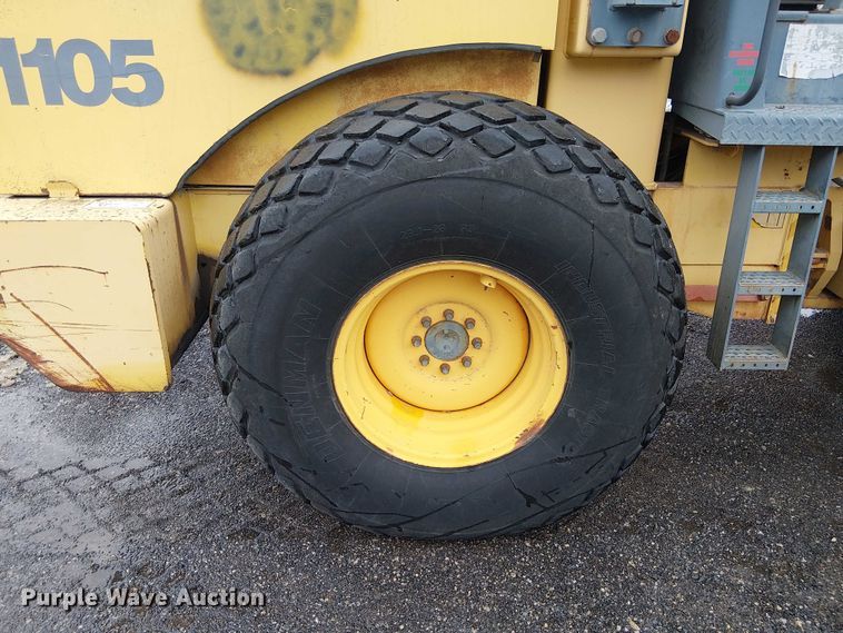 image for item FK0742 Vibromax 1105D  single drum vibratory roller