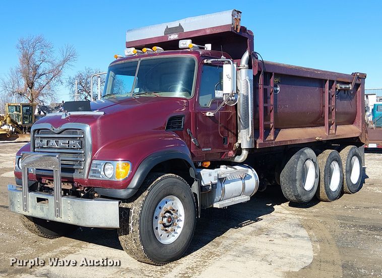 image for item FK0746 2007 Mack CV713  dump truck