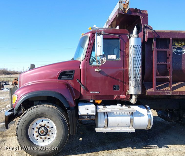 image for item FK0746 2007 Mack CV713  dump truck