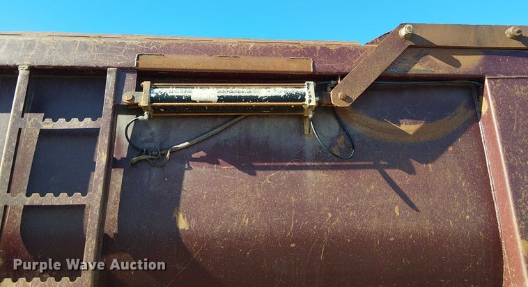 image for item FK0746 2007 Mack CV713  dump truck