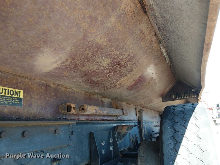 image for item FK0746 2007 Mack CV713  dump truck