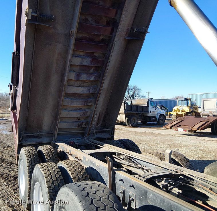 image for item FK0746 2007 Mack CV713  dump truck