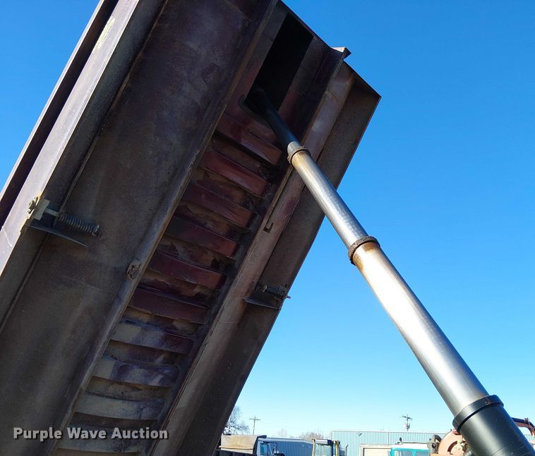 image for item FK0746 2007 Mack CV713  dump truck