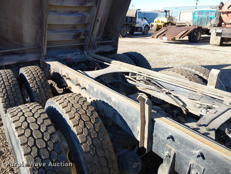 image for item FK0746 2007 Mack CV713  dump truck