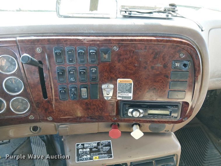 image for item FK0746 2007 Mack CV713  dump truck