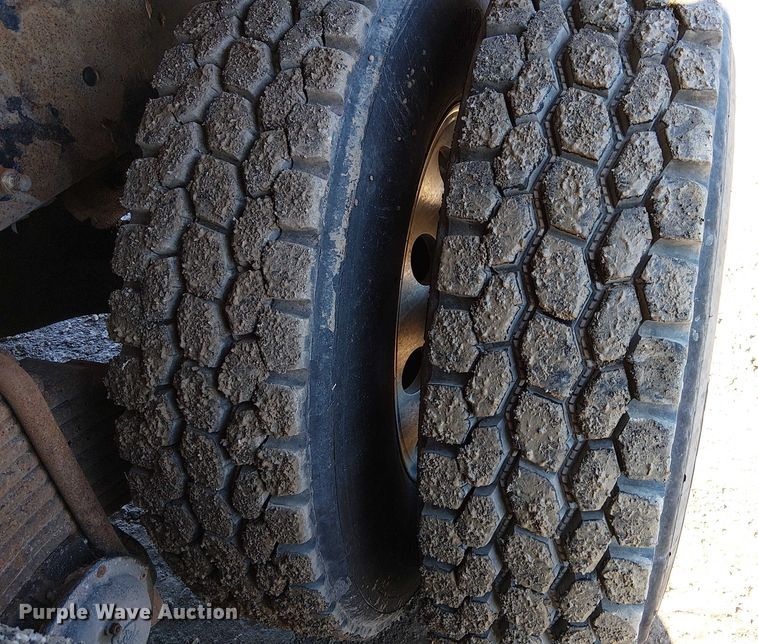 image for item FK0746 2007 Mack CV713  dump truck