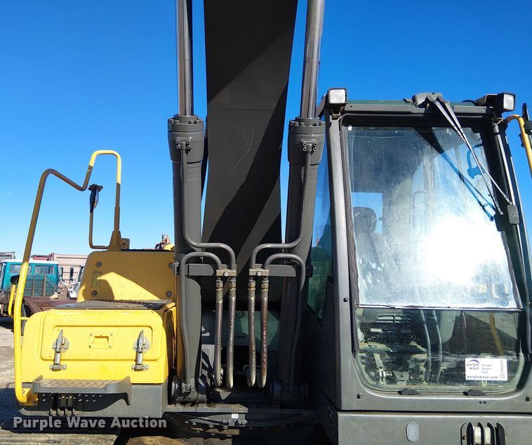 image for item FK0747 2007 Volvo EC210CL excavator