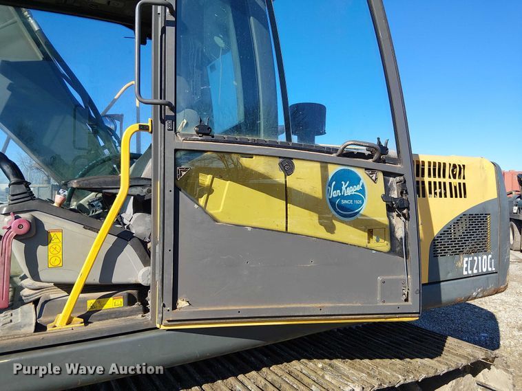 image for item FK0747 2007 Volvo EC210CL excavator