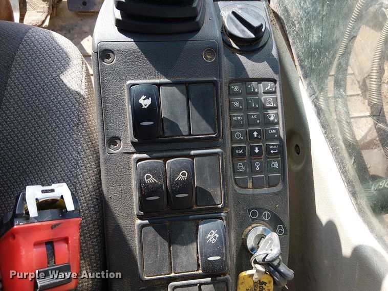 image for item FK0747 2007 Volvo EC210CL excavator