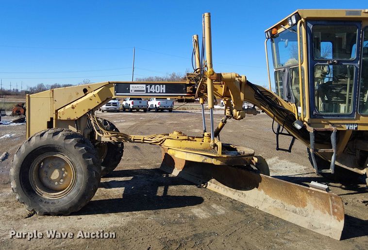 image for item FK0748 1997 Caterpillar 140H motor grader