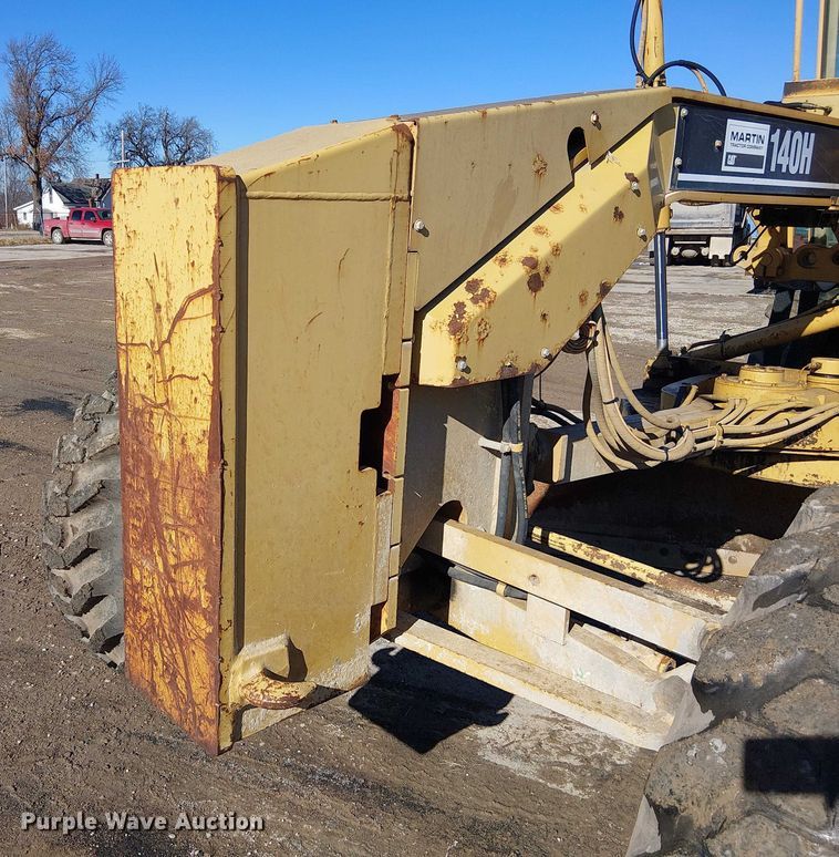 image for item FK0748 1997 Caterpillar 140H motor grader