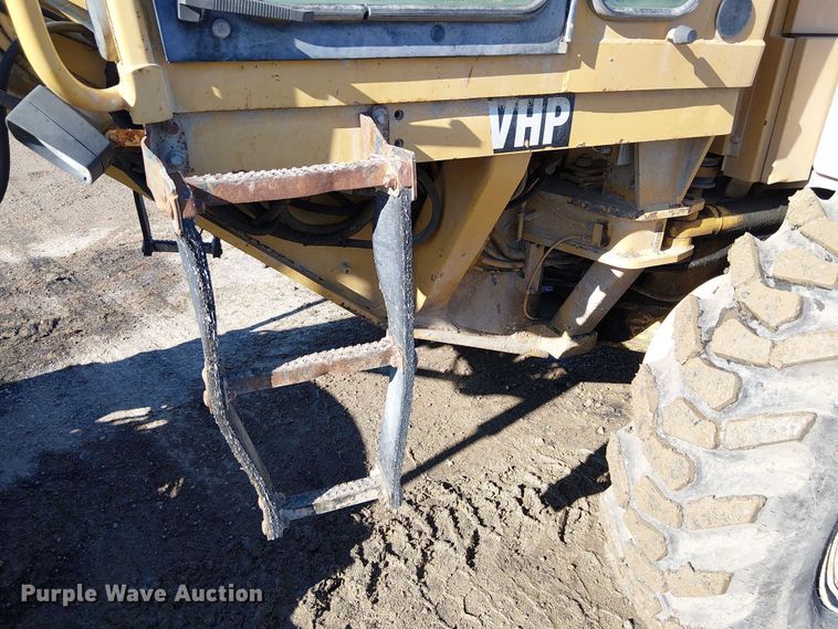 image for item FK0748 1997 Caterpillar 140H motor grader