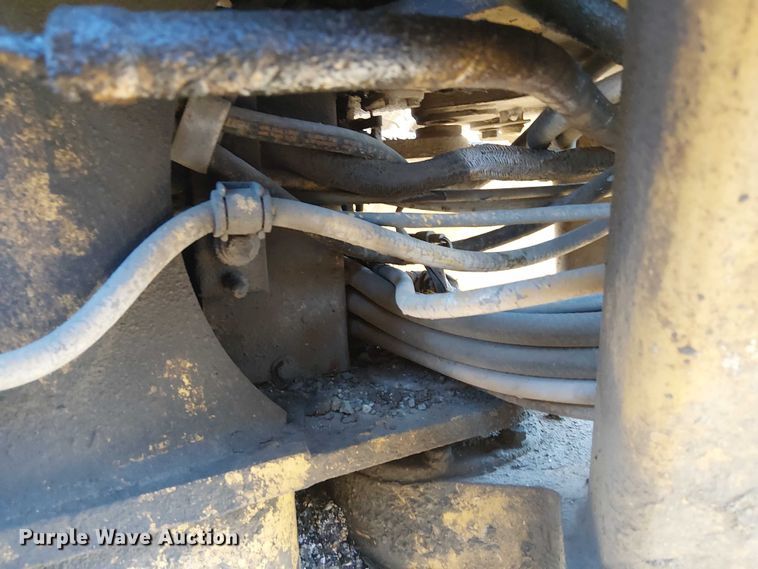 image for item FK0748 1997 Caterpillar 140H motor grader