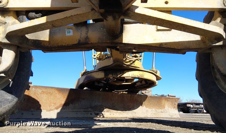 image for item FK0748 1997 Caterpillar 140H motor grader