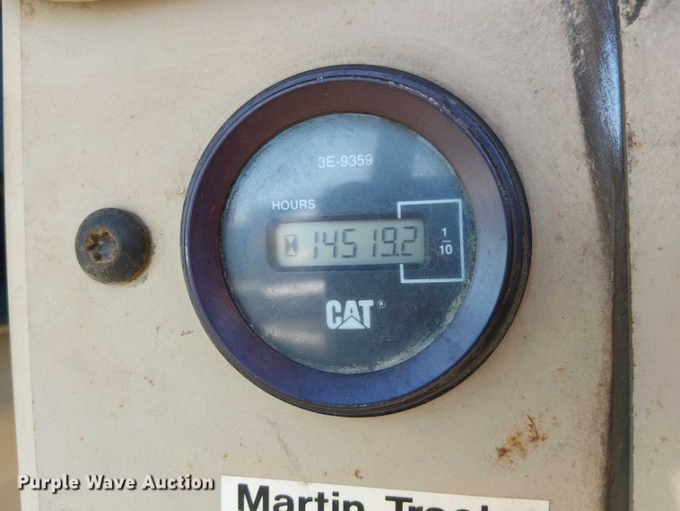 image for item FK0748 1997 Caterpillar 140H motor grader