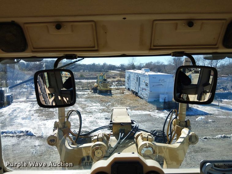 image for item FK0748 1997 Caterpillar 140H motor grader