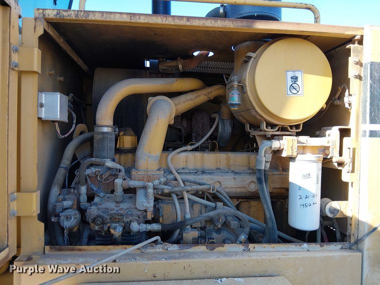 image for item FK0748 1997 Caterpillar 140H motor grader