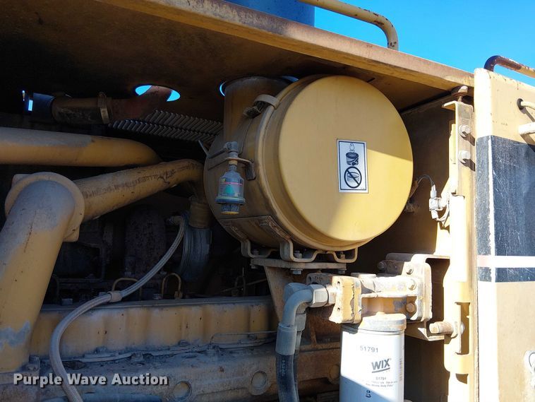 image for item FK0748 1997 Caterpillar 140H motor grader