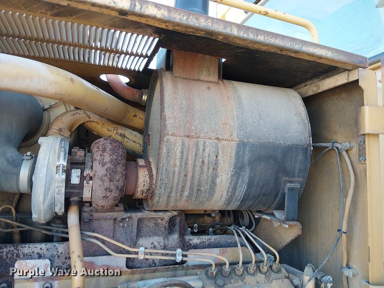 image for item FK0748 1997 Caterpillar 140H motor grader
