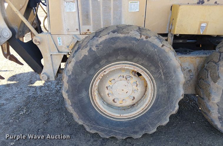 image for item FK0748 1997 Caterpillar 140H motor grader