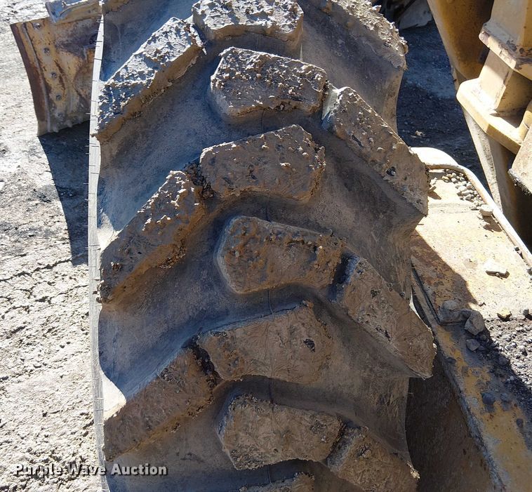 image for item FK0748 1997 Caterpillar 140H motor grader