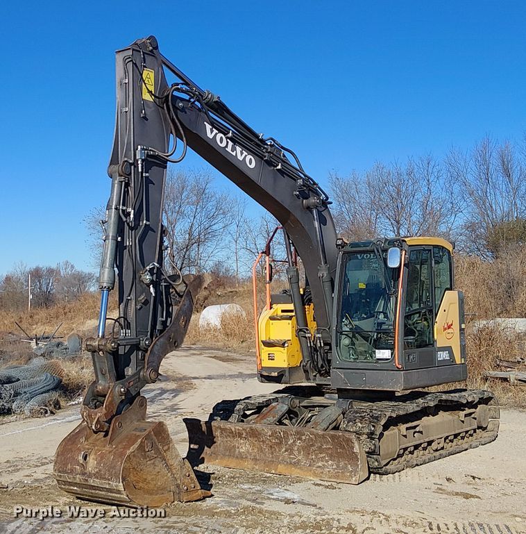 image for item FK0749 2017 Volvo ECR145EL mini excavator