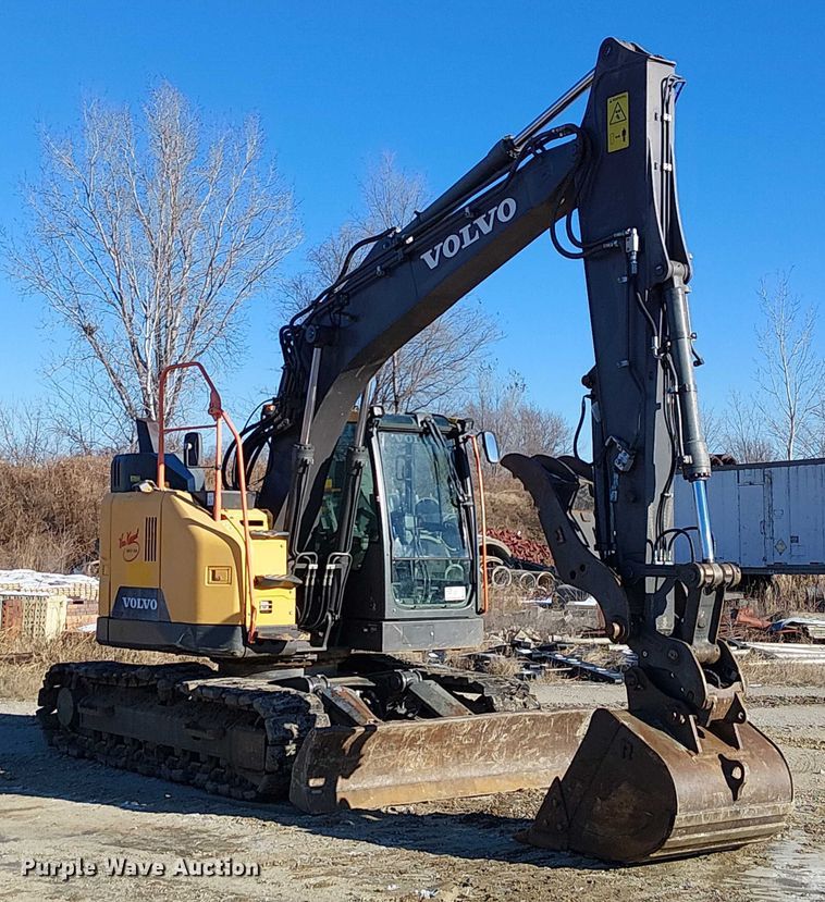 image for item FK0749 2017 Volvo ECR145EL mini excavator