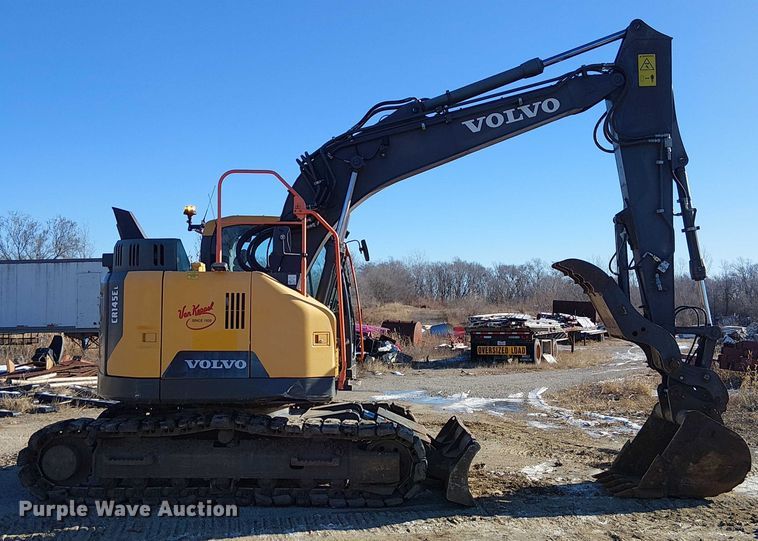 image for item FK0749 2017 Volvo ECR145EL mini excavator