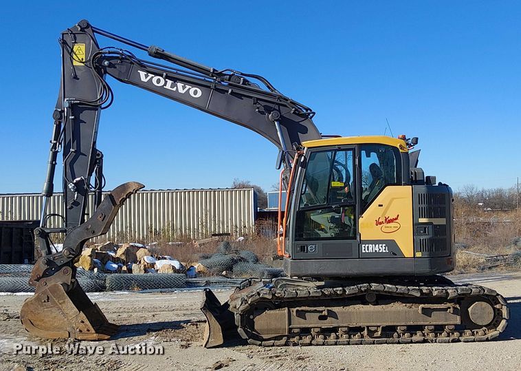 image for item FK0749 2017 Volvo ECR145EL mini excavator
