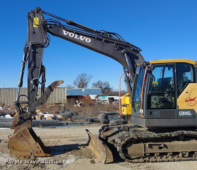 image for item FK0749 2017 Volvo ECR145EL mini excavator