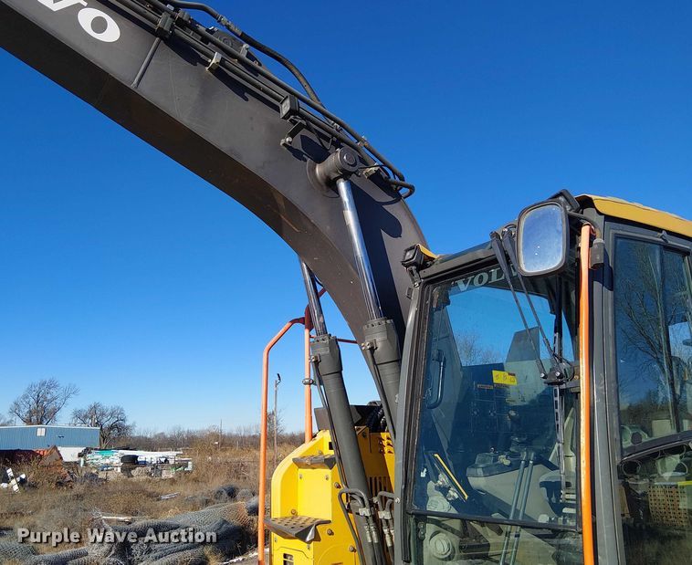 image for item FK0749 2017 Volvo ECR145EL mini excavator