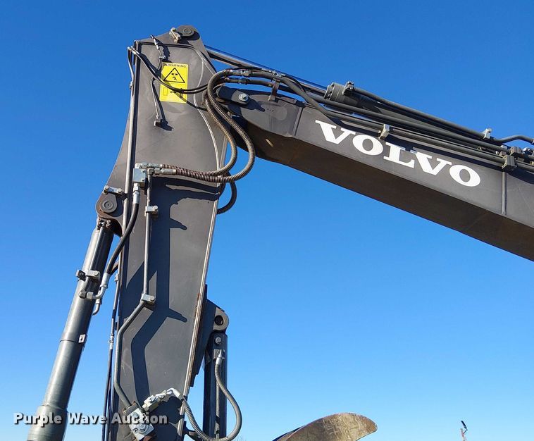 image for item FK0749 2017 Volvo ECR145EL mini excavator