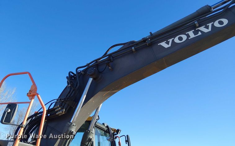 image for item FK0749 2017 Volvo ECR145EL mini excavator