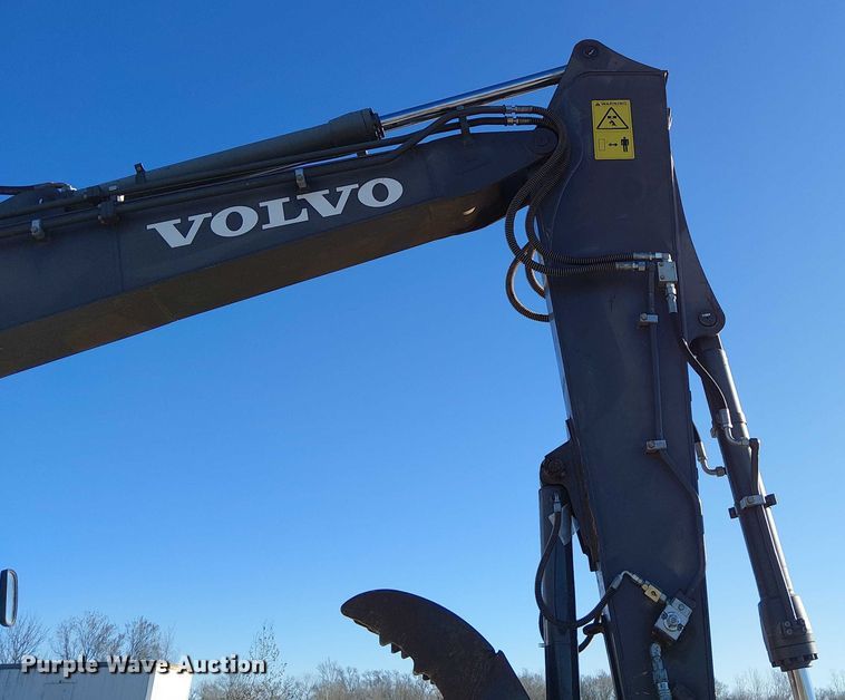 image for item FK0749 2017 Volvo ECR145EL mini excavator