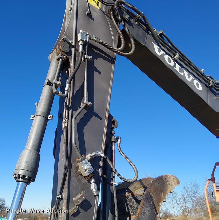 image for item FK0749 2017 Volvo ECR145EL mini excavator